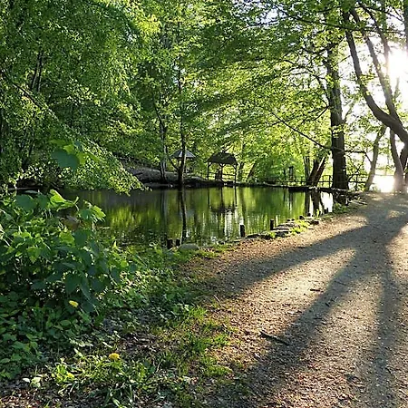 Am Kurpark 3*