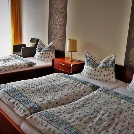 Am Kurpark Otel