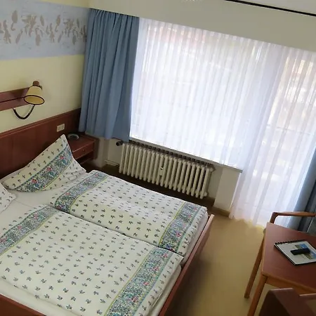 Hotel Am Kurpark 3*